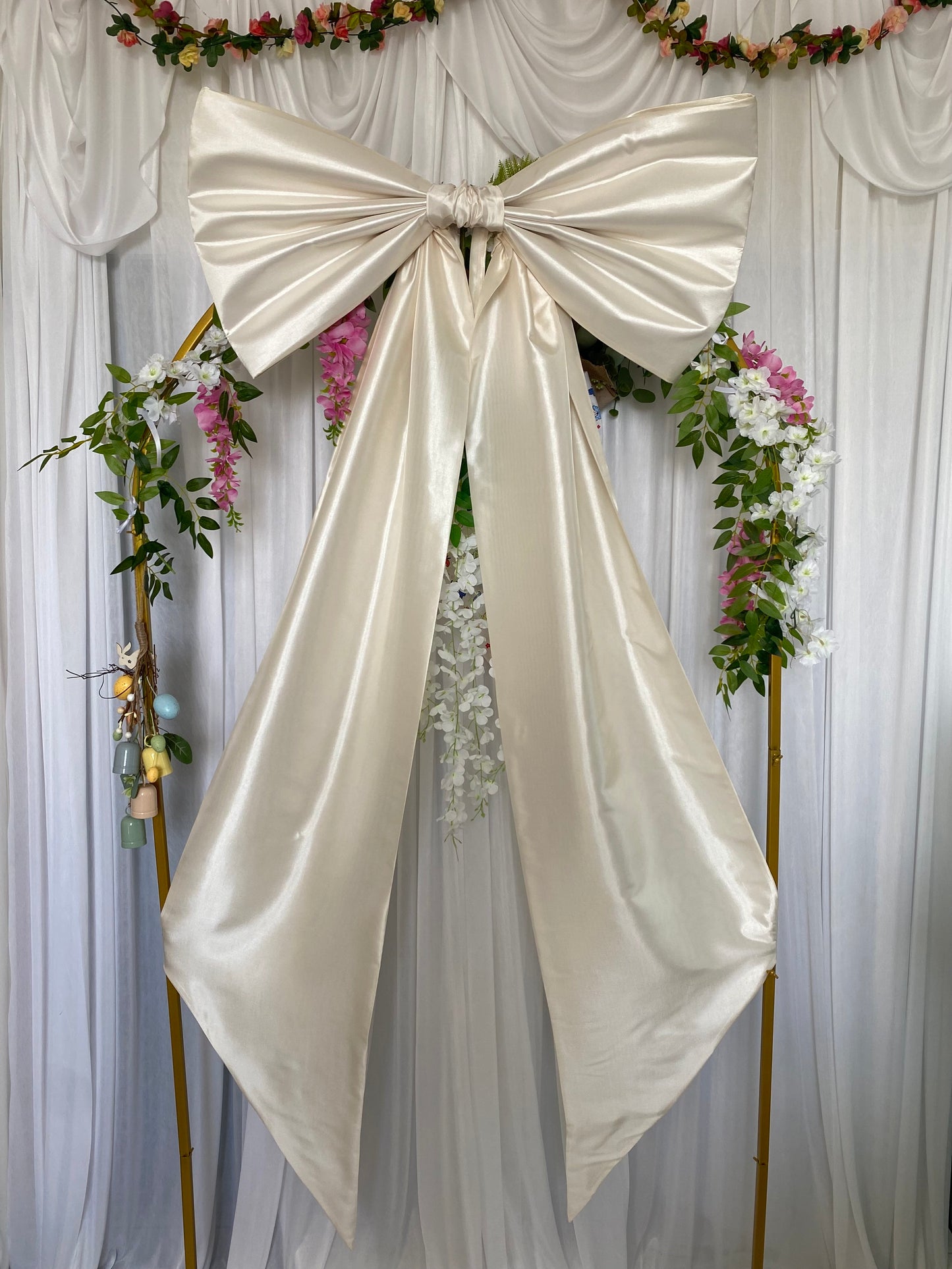 Ivory Taffeta Large Bow