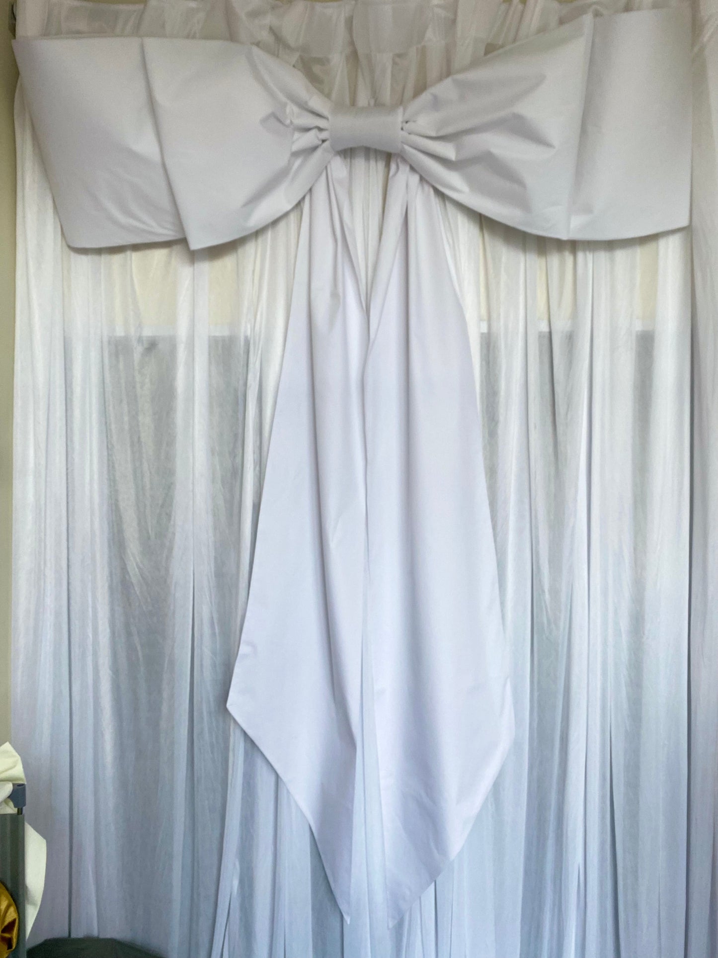 White Double Wall Bow