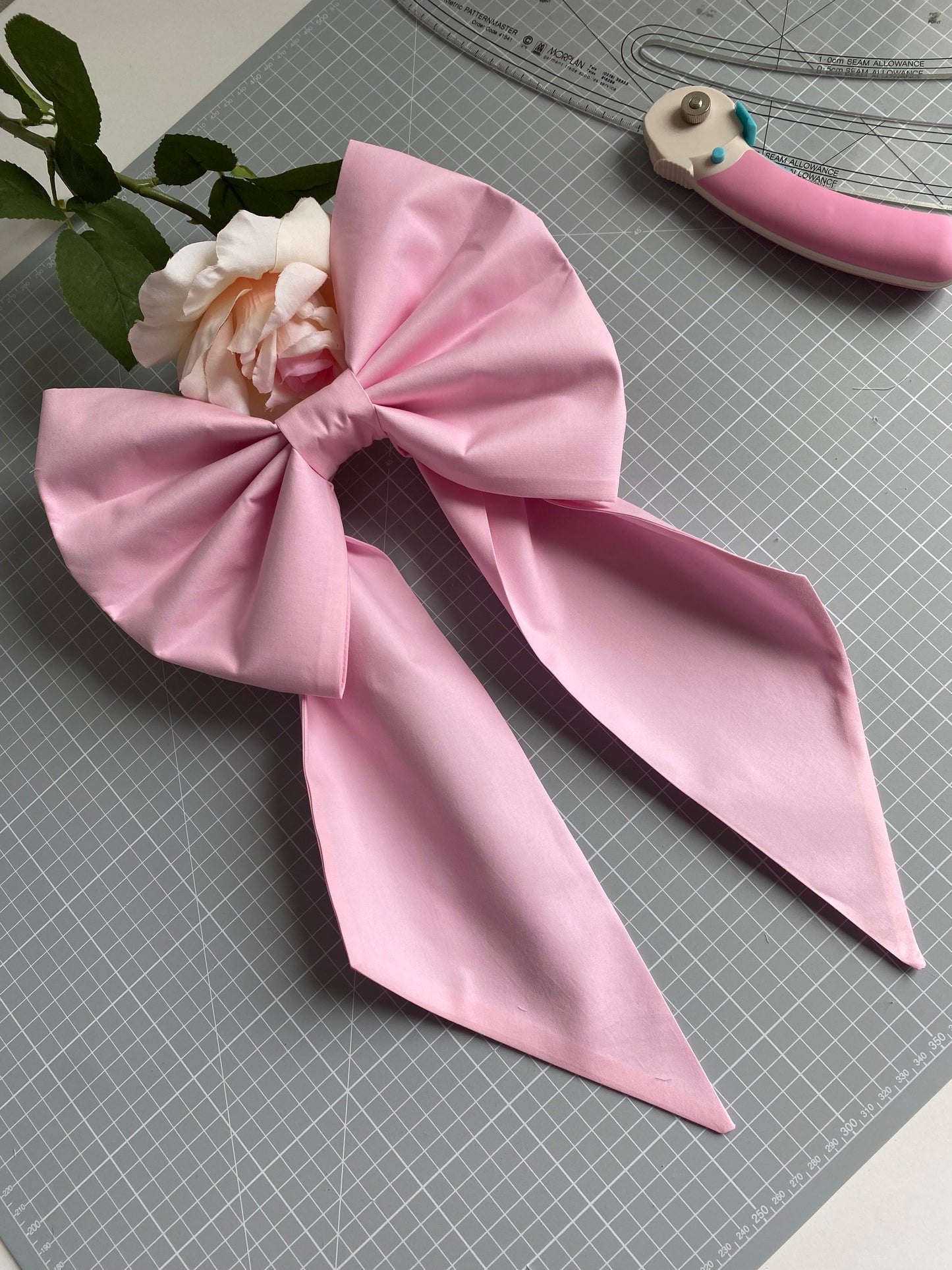 Versatile Handmade Decorative Bow – Cotton Fabric Door & Wall Décor