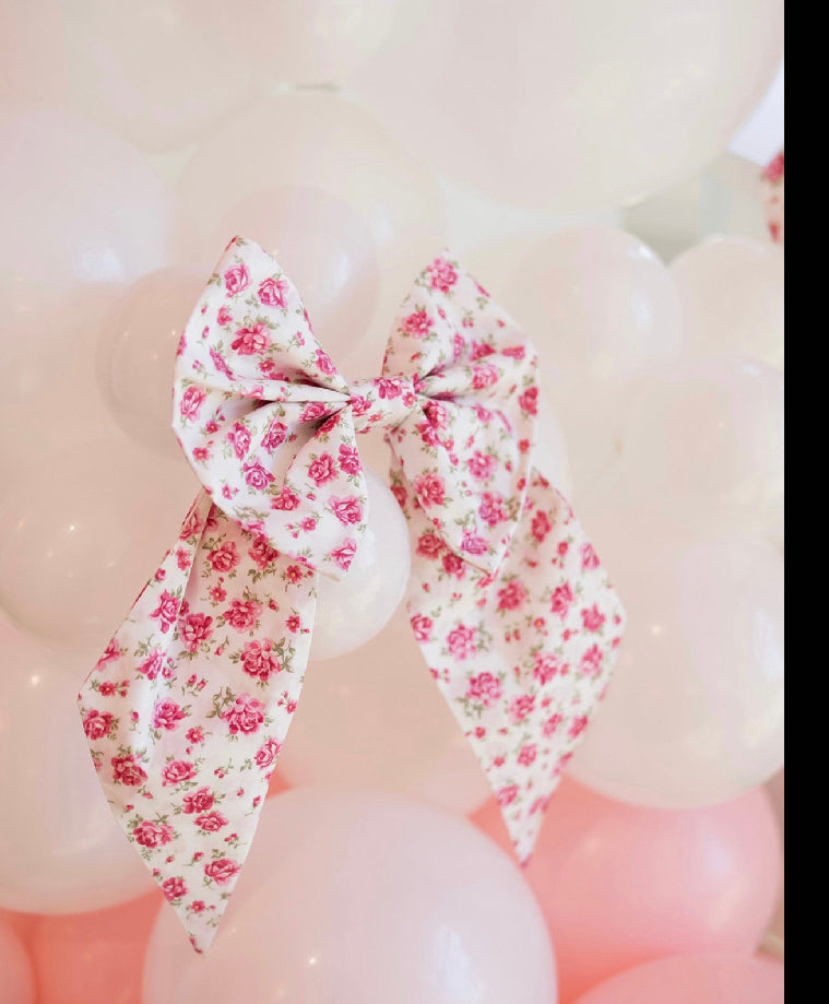 Beautiful Large Rose Cot Bow/ Curtain Tieback.