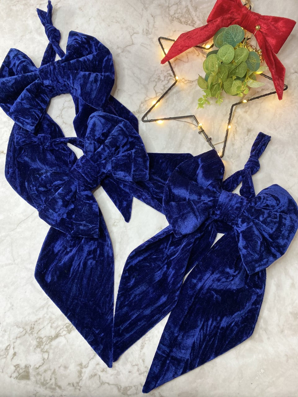 Medium Navy Christmas Bow