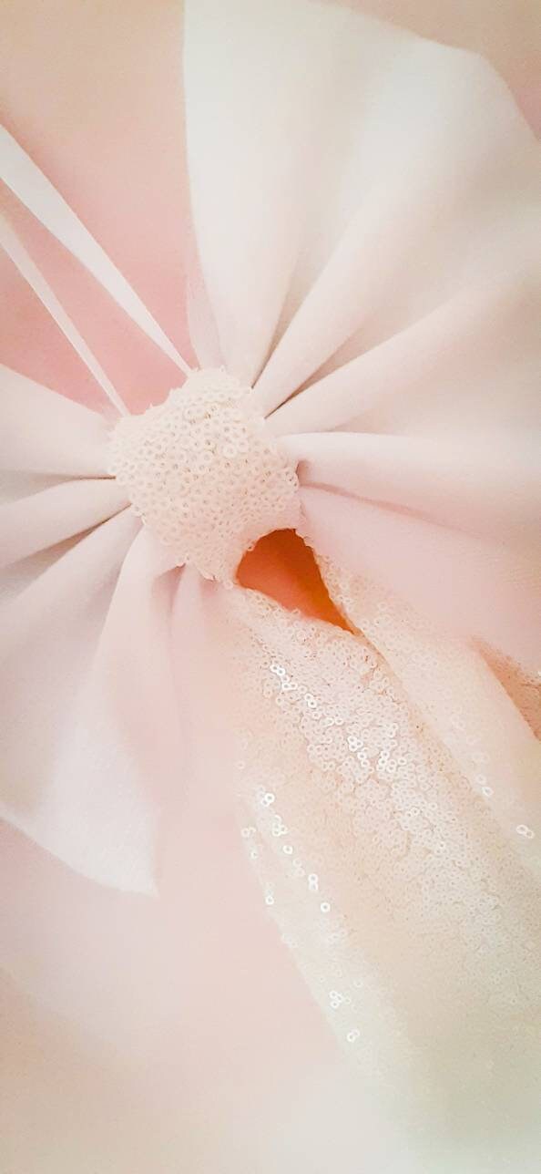 Large White Sequinned Christmas Bow