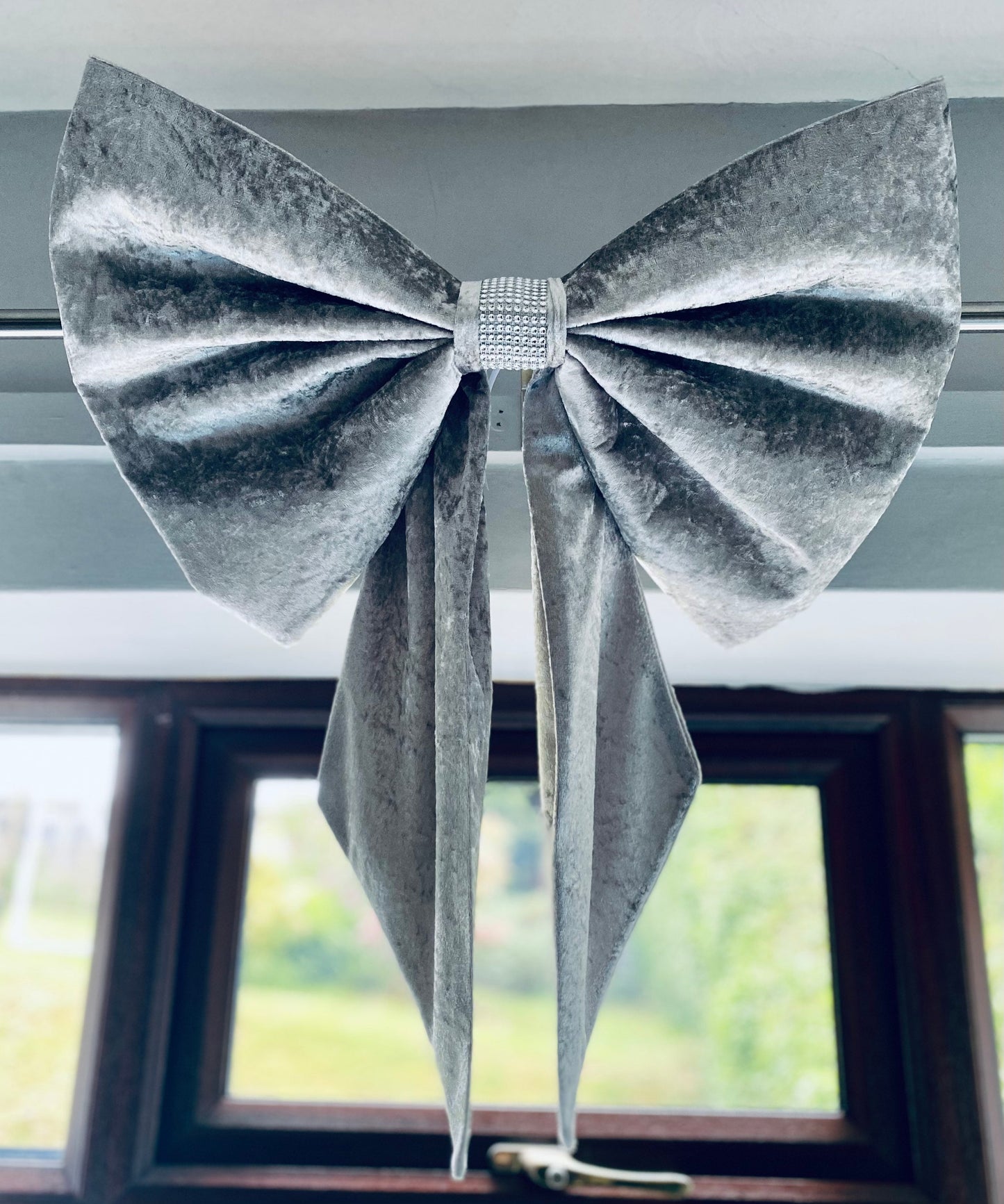 Large Velour Bow