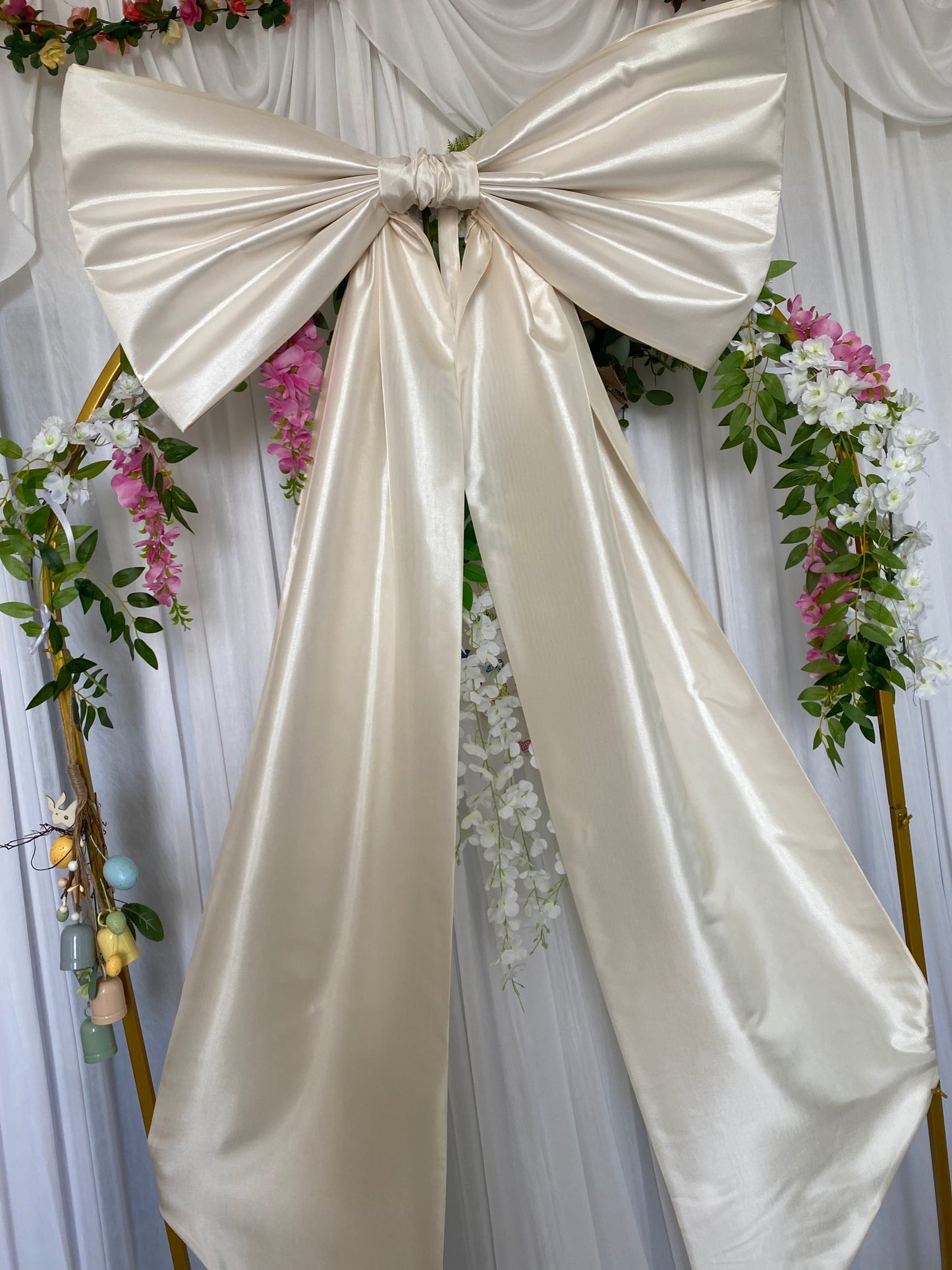 Ivory Taffeta Large Bow