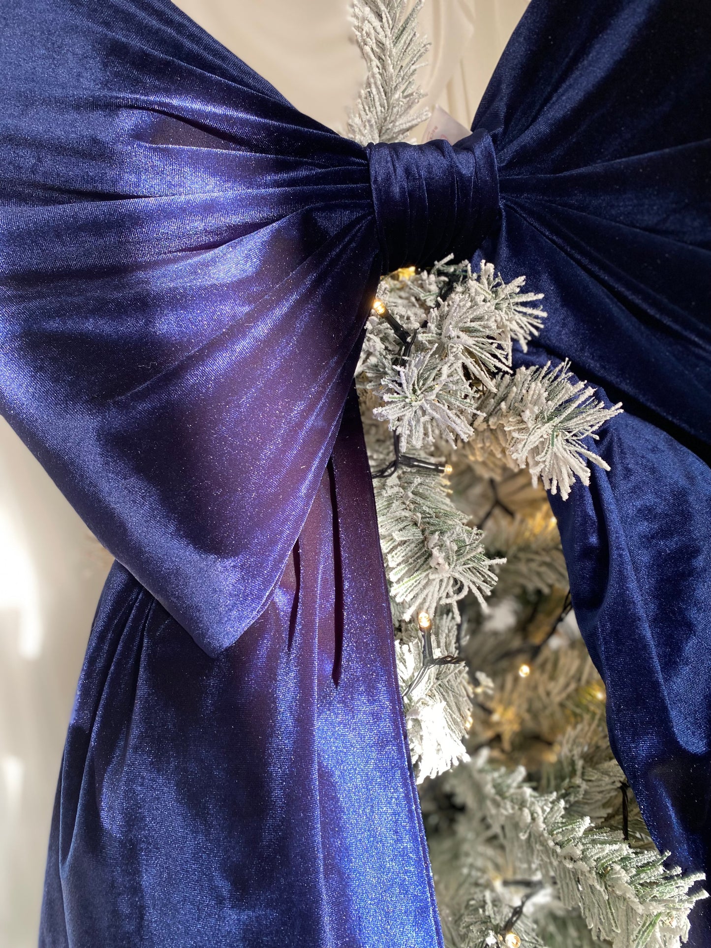 Blue Velvet Christmas Bow – Handmade Tree Topper, Wreath & Wall Décor, Oversized Holiday Decoration