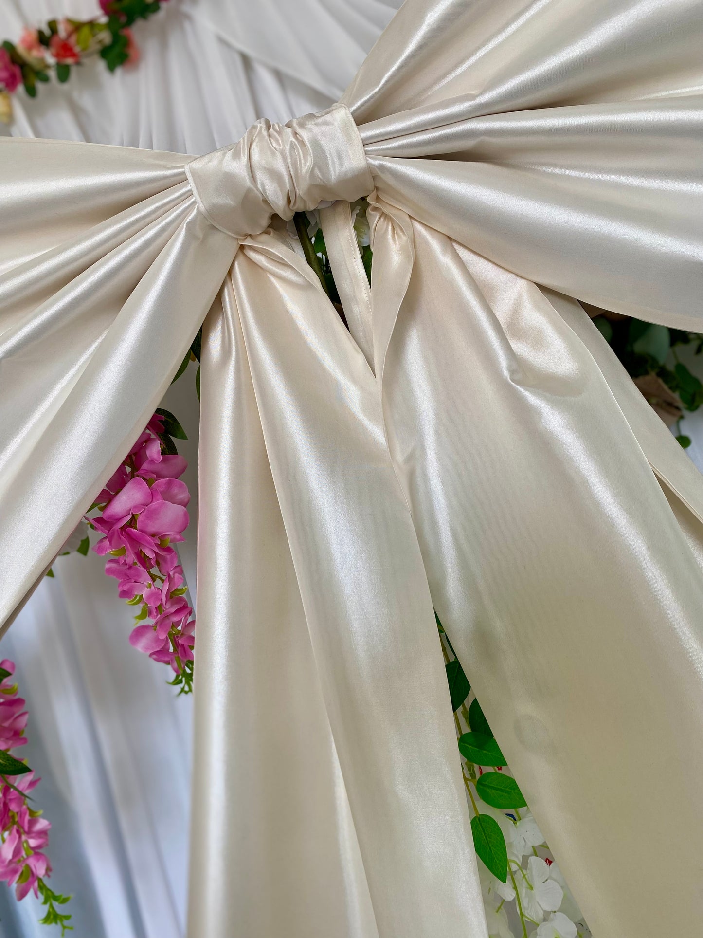Ivory Taffeta Large Bow