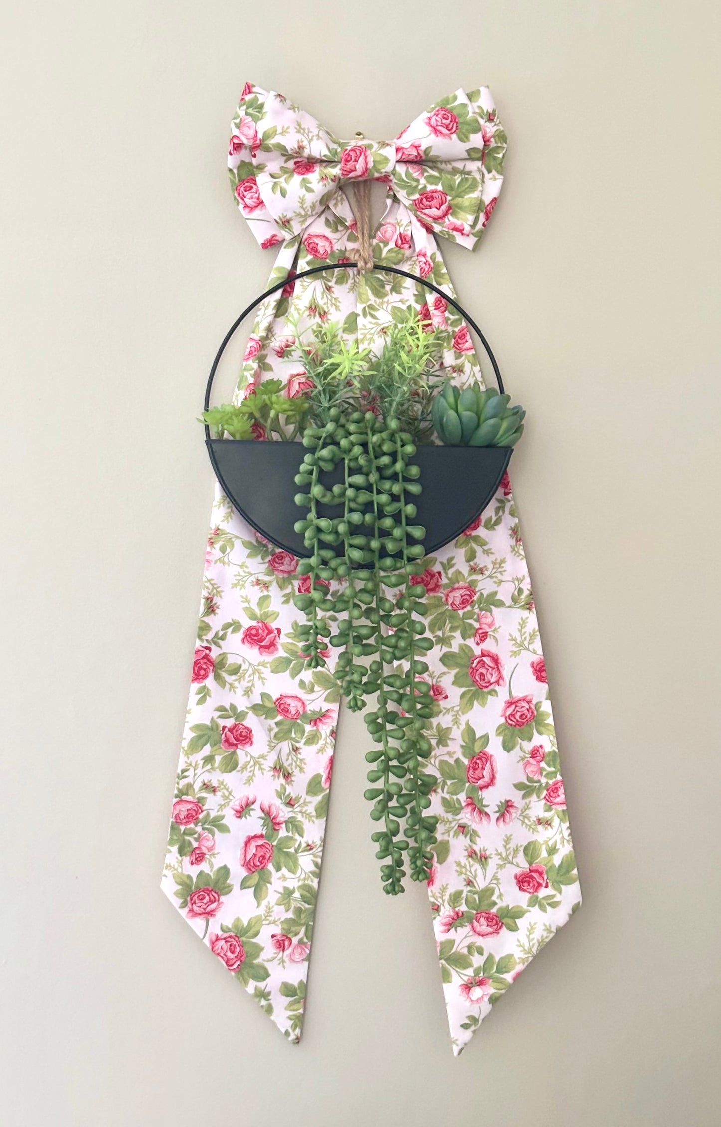 Rose Picture Bow