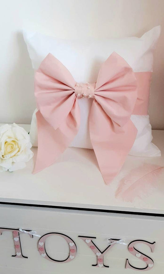 Blush Pink Pearl Bow Cushion