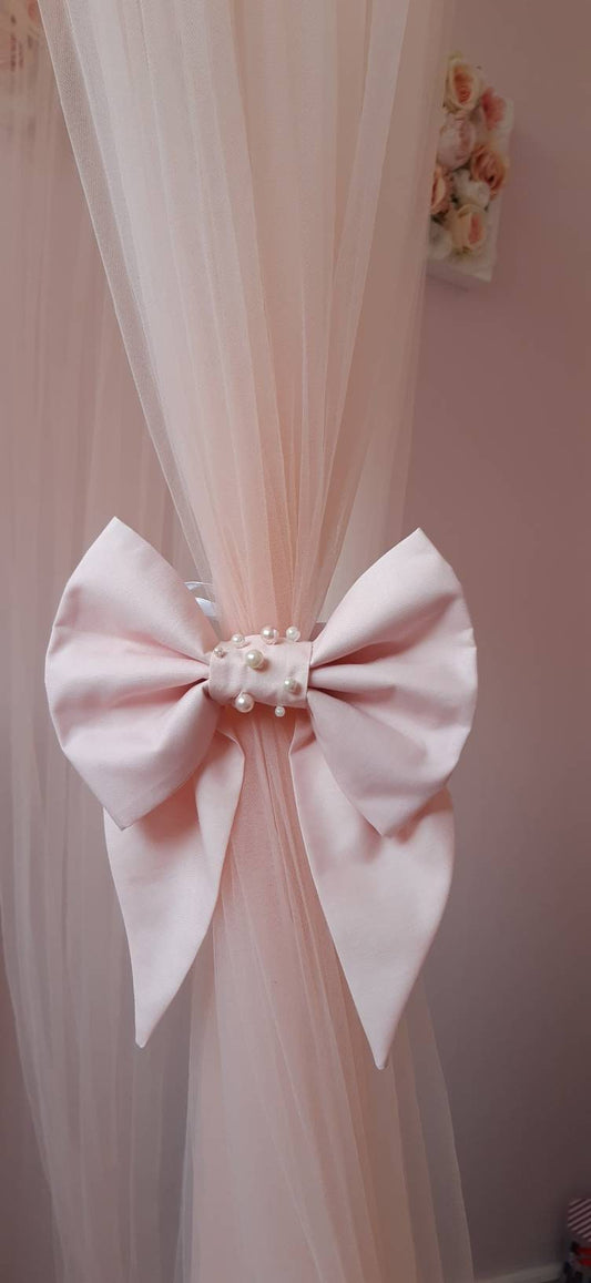 Blush Pearl Canopy Tieback Bow