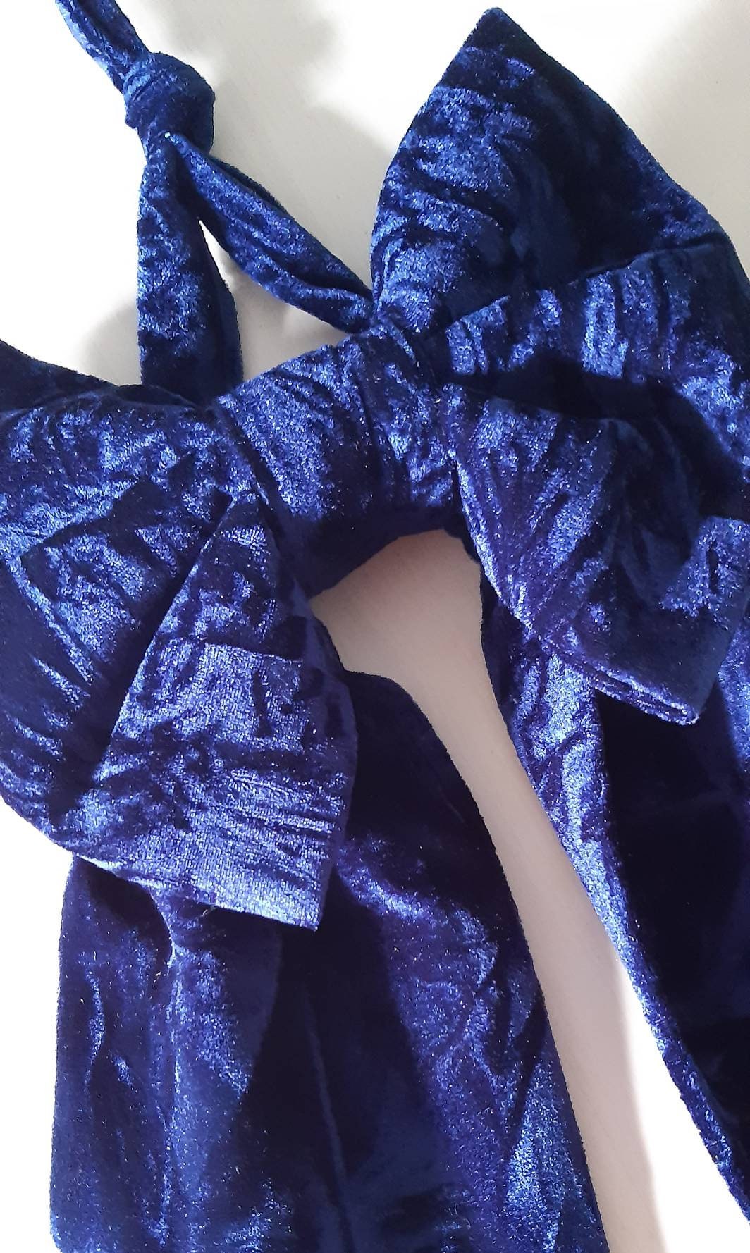 Medium Navy Christmas Bow