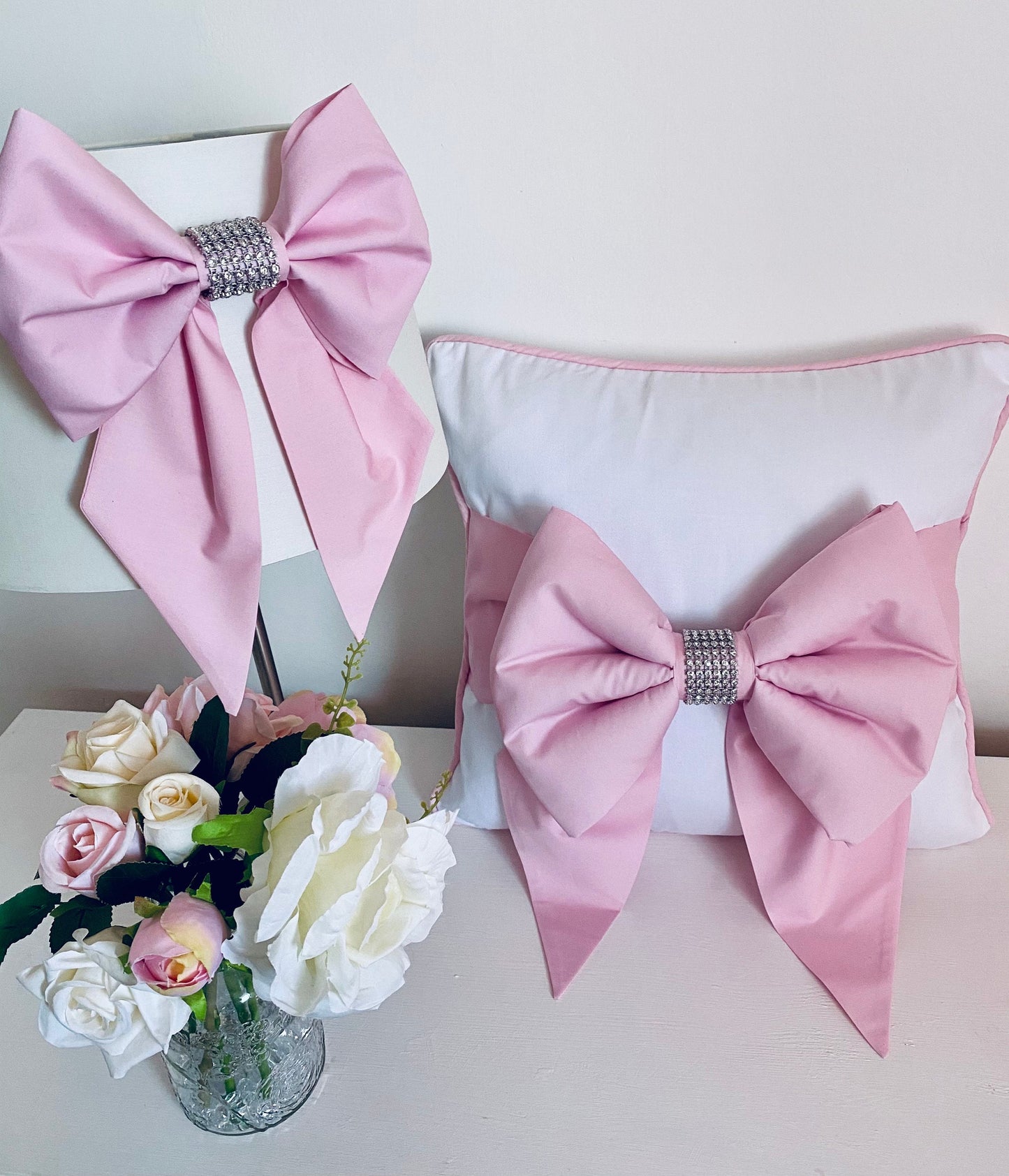 Padded Bow Cushion