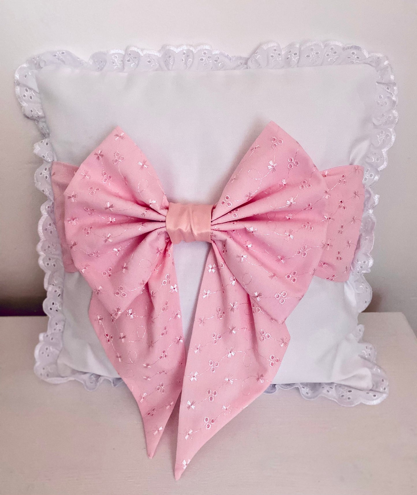 Anglaise Bow Cushion