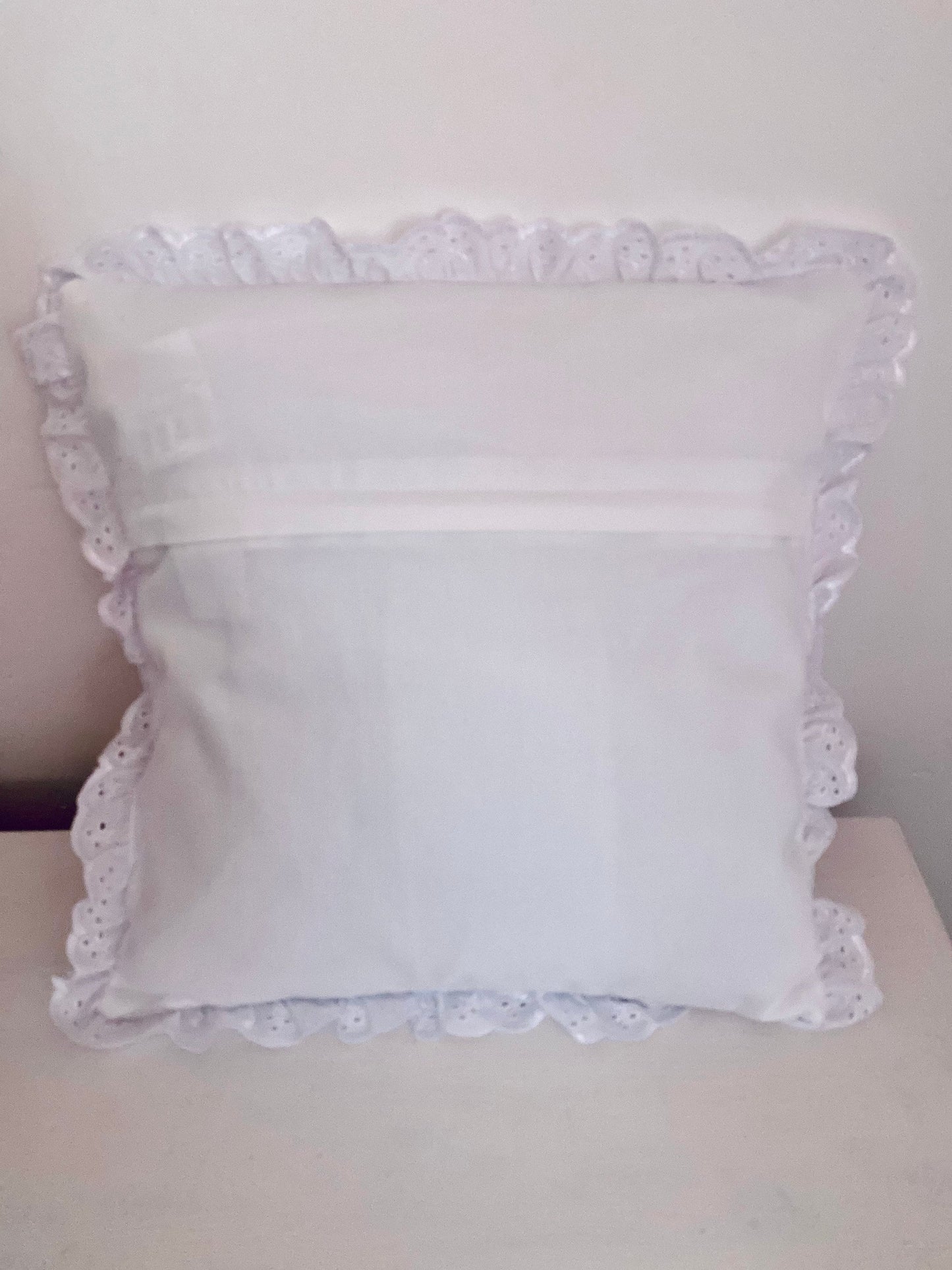 Anglaise Bow Cushion