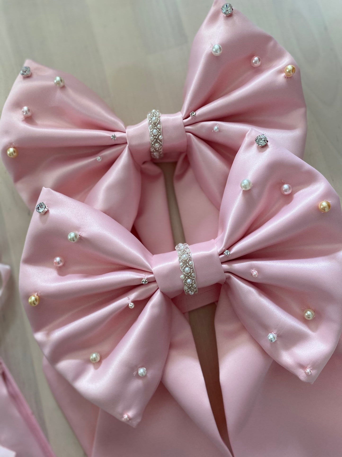 Pearl Bow Curtain Tie Back set