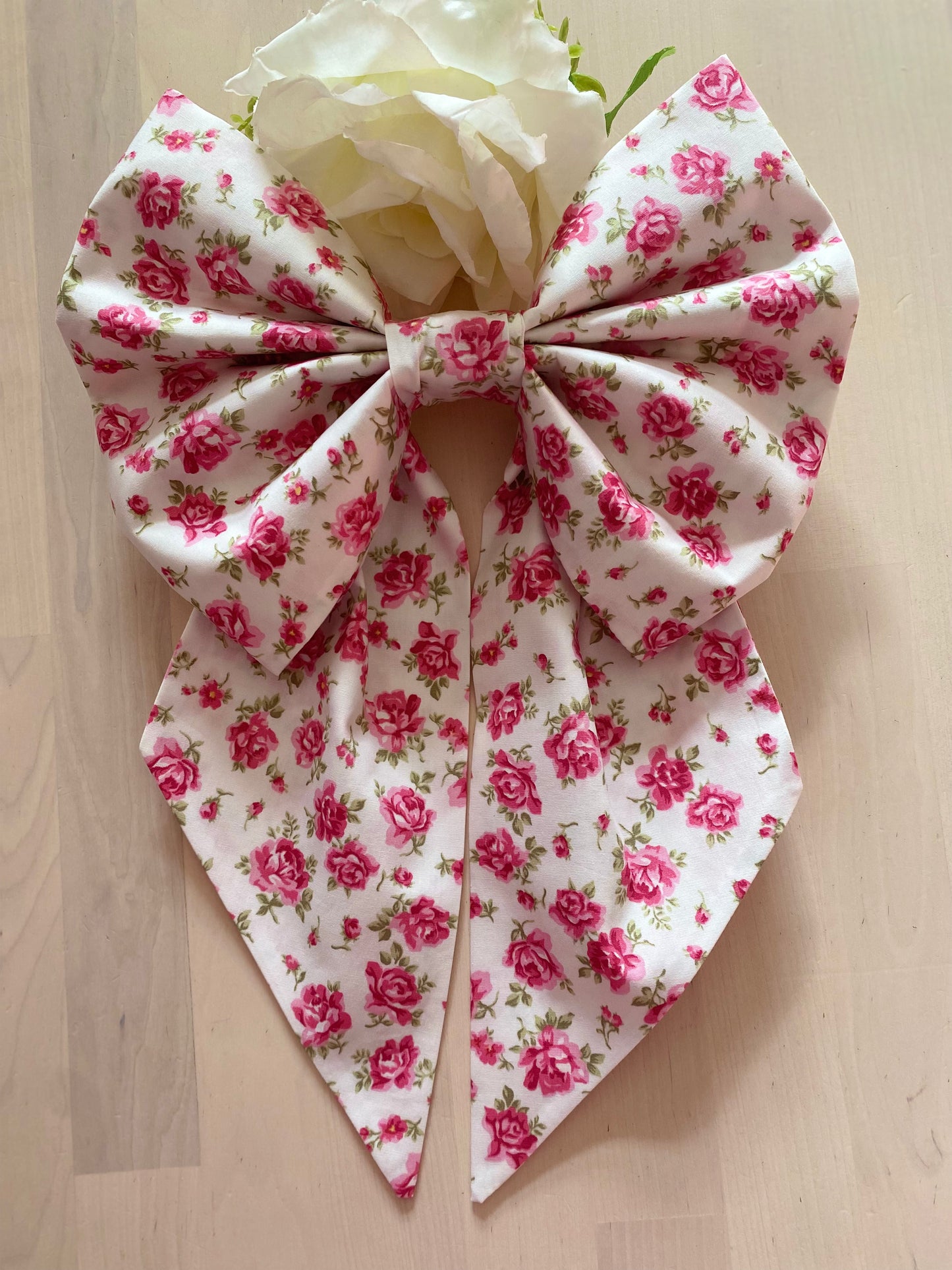 Beautiful Large Rose Cot Bow/ Curtain Tieback.