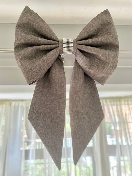Large linen look Bow