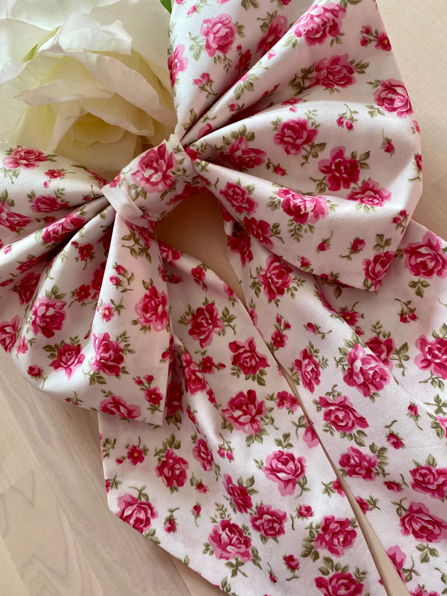 Beautiful Large Rose Cot Bow/ Curtain Tieback.